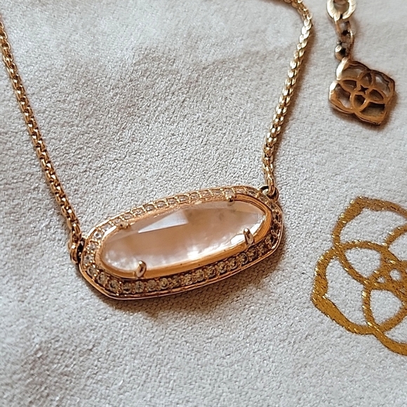 Kendra Scott Annika rose gold mother of pearl necklace - Picture 1 of 4